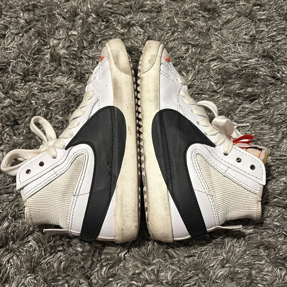 Nike Oversized Logo Blazers 8.5 Women’s - Picture 4 of 8